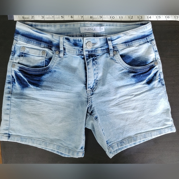 Women's Jean shorts - Picture 4 of 8